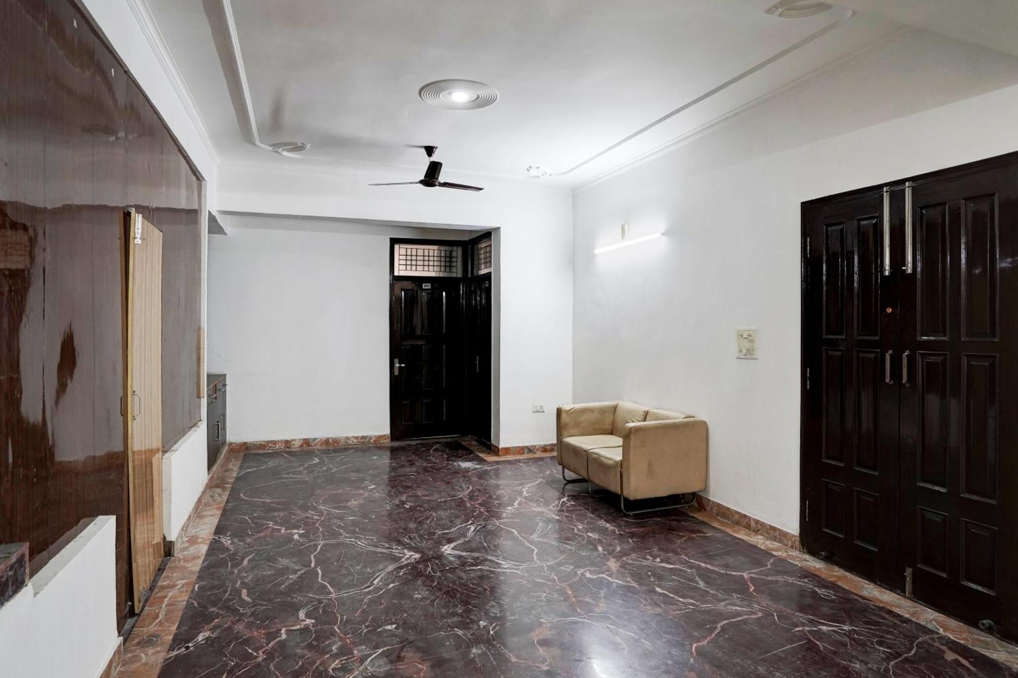 Hotel O Radisson Red Hotel & Restaurant Ghaziabad Exterior foto